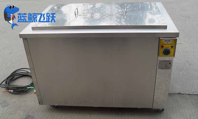 糖心TV官方网页可以清洗电池铝壳吗？