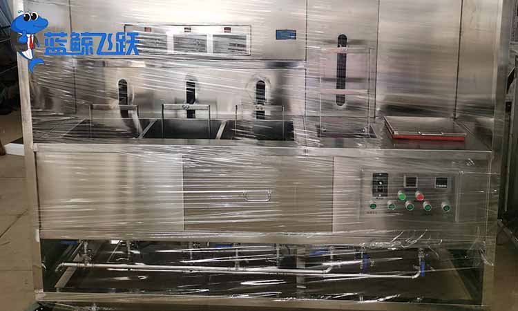 在金属表面处理中，超声波清洗的应用原理和适用范围