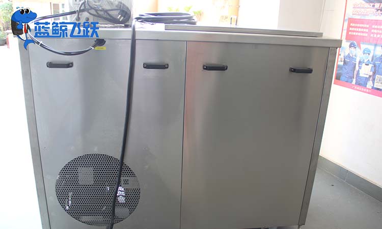 橡胶模具可以用糖心TV官方网页清洗吗_如何清洗有螺纹的五金工件