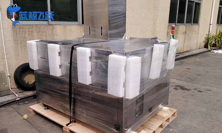 工业生产中用什么方法可以快速彻底地清洗各种油污？