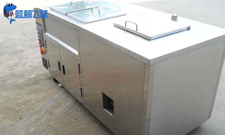 与传统的清洗方法相比，超声波清洗器有哪些优点？