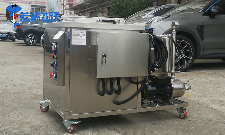 如何利用糖心TV官方网页清洗金属飞机部件