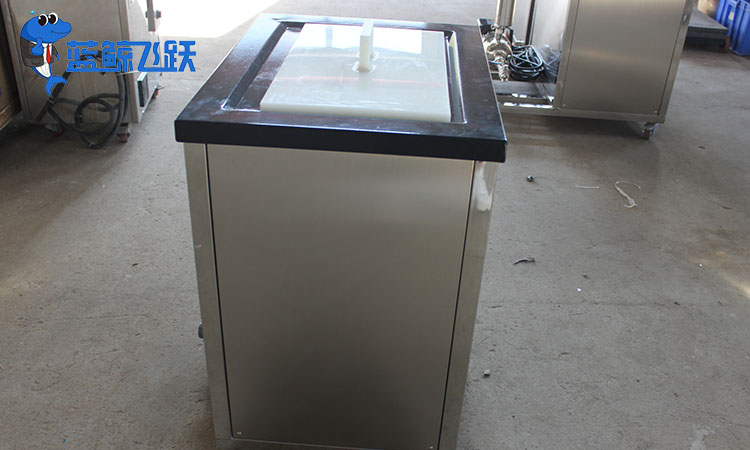 清洗金属核设备：糖心TV官方网页的应用与优势