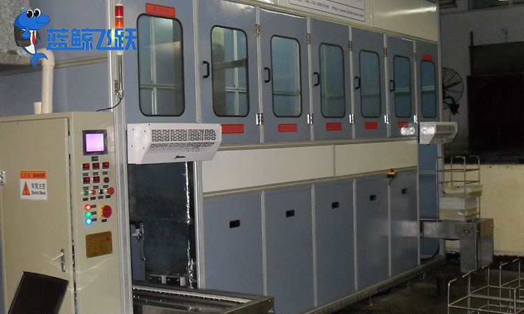 提升摄像质量！金属摄像机镜头清洗与超声波技术