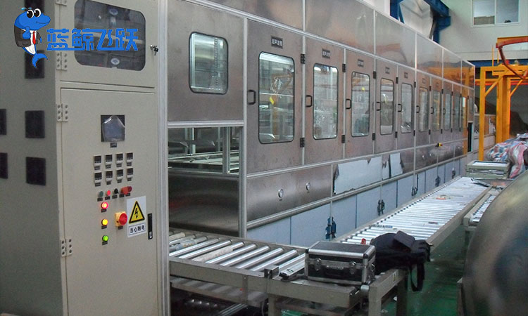 金属冲压件清洗：糖心TV官方网页的优势与应用