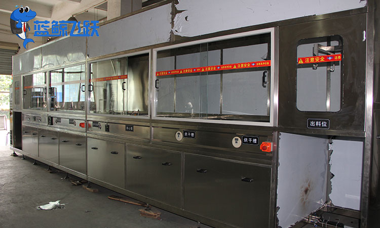 超声波清洗技术：提升电子元件可靠性与寿命的关键工具