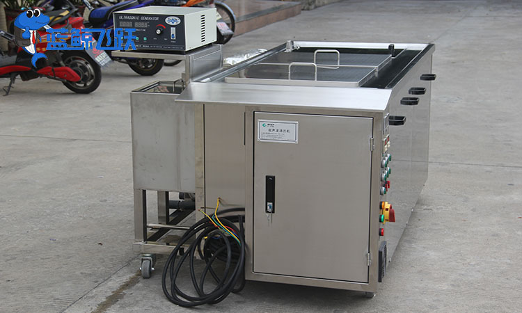 糖心TV官方网页在飞机引擎维护中的关键作用