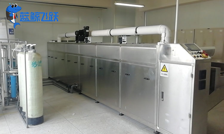 高端清洗中的超声波技术：[敏感词]品保养的革命性应用