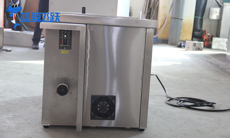 生态友好之选：超声波清洗器引领制造业的环保革新