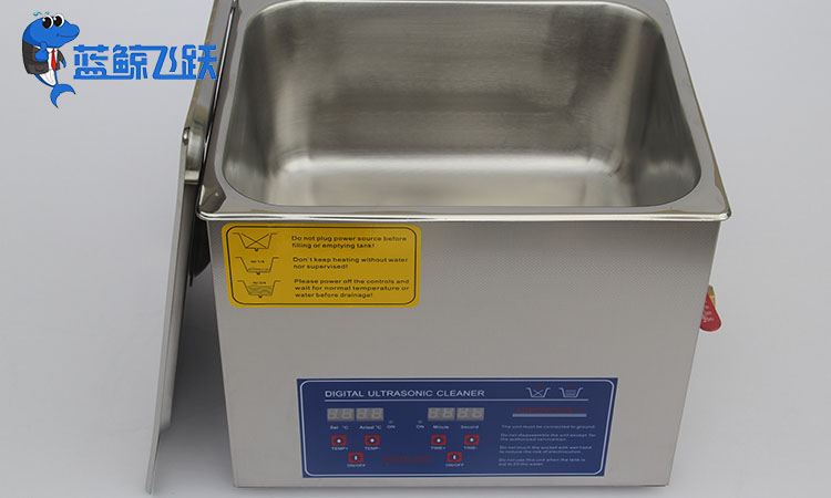 糖心TV官方网页：食品生产设备清洗的高效革命