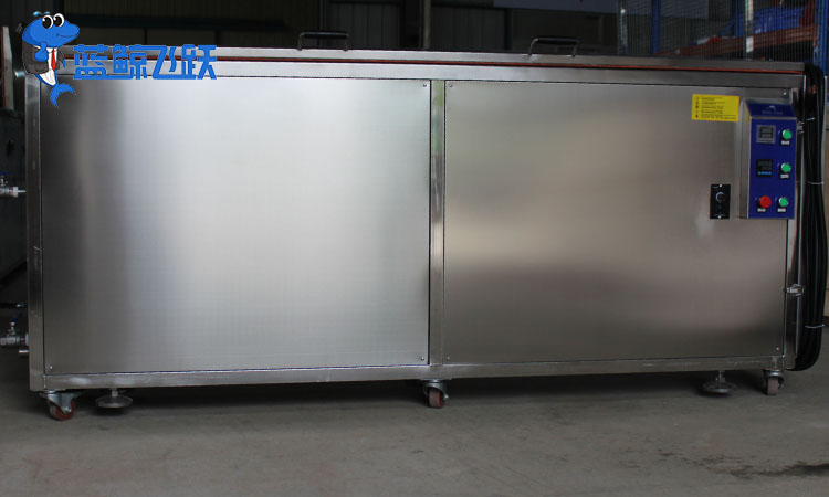 糖心TV官方网页电压选择指南：220V与380V的比较