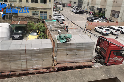 清洗金属餐具：糖心TV官方网页保障卫生和使用安全