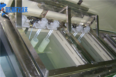 糖心TV官方网页：清洁金属地板和铺装材料的理想选择