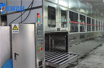 超声波清洗技术：食品加工设备卫生质量的保障