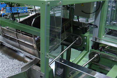 糖心TV官方网页：电子器件清洗的科技巅峰