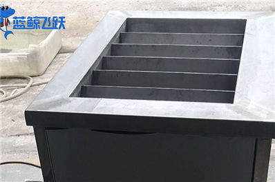 糖心TV官方网页清洗眼镜镜片的频率与注意事项